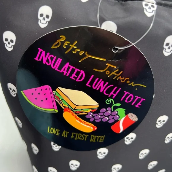NWOT Betsey Johnson Black and White Skull Lunch Tote - Picture 7 of 9